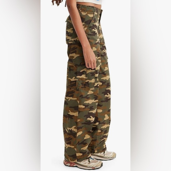 Levi's Womens 94 Baggy Cargo - Picture 2 of 9